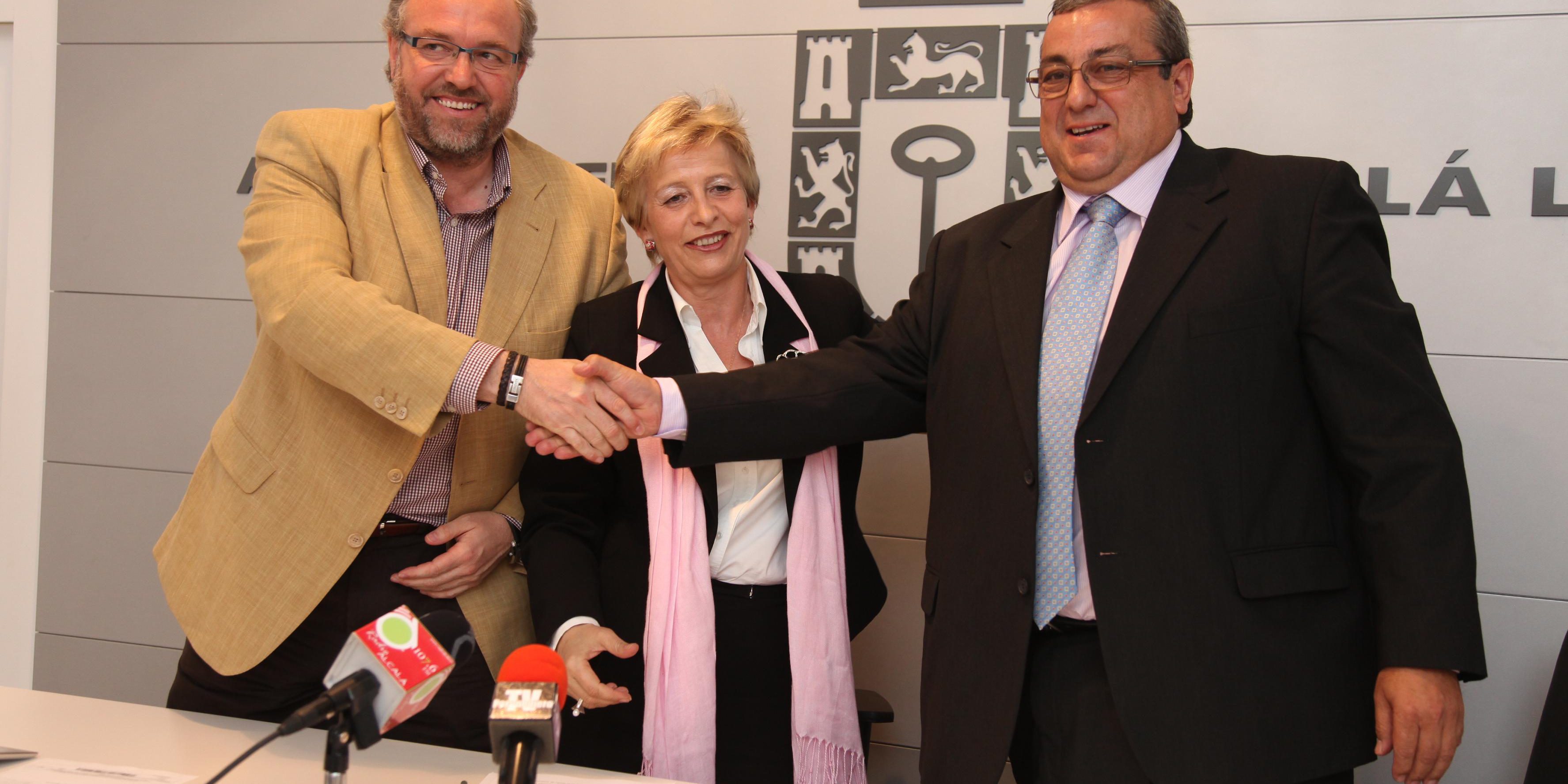 1331808618Copia de IMG_2476