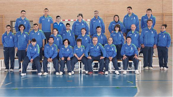 FOTO DE EQUIPO DE CENRO PCUPACIONAL LOS AMIGOS