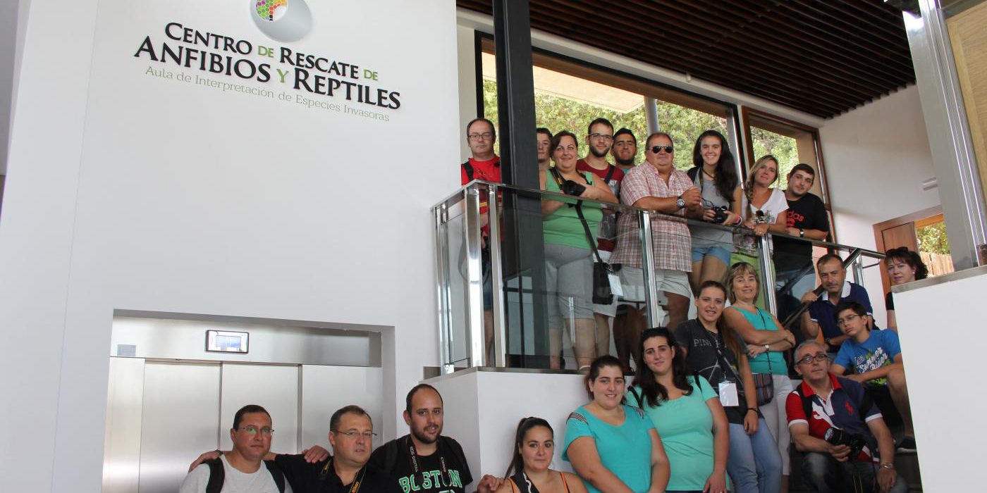 el-ladron-del-tiempo-realiza-una-visita-fotografica-al-centro-de-rescate-de-anfibios-y-reptiles
