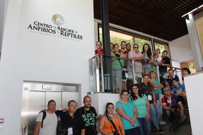el-ladron-del-tiempo-realiza-una-visita-fotografica-al-centro-de-rescate-de-anfibios-y-reptiles