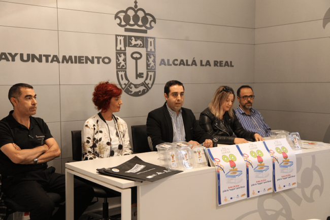 AYUNTAMIENTO REPARTE TUPPERS 2016