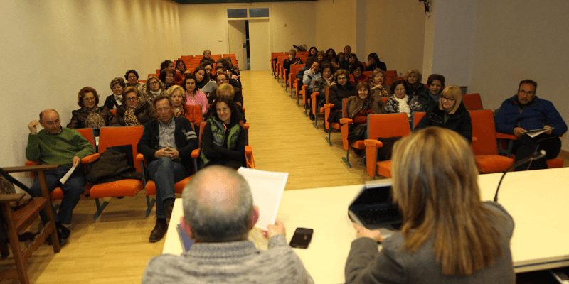 TALLER DE COSTURA FIESTA MEDIEVAL 2016