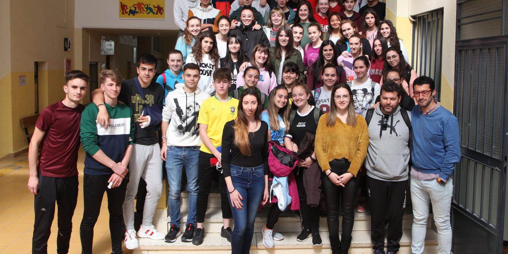 artemi gavezou con alumnos alfonso XI