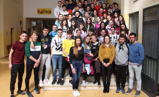 artemi gavezou con alumnos alfonso XI