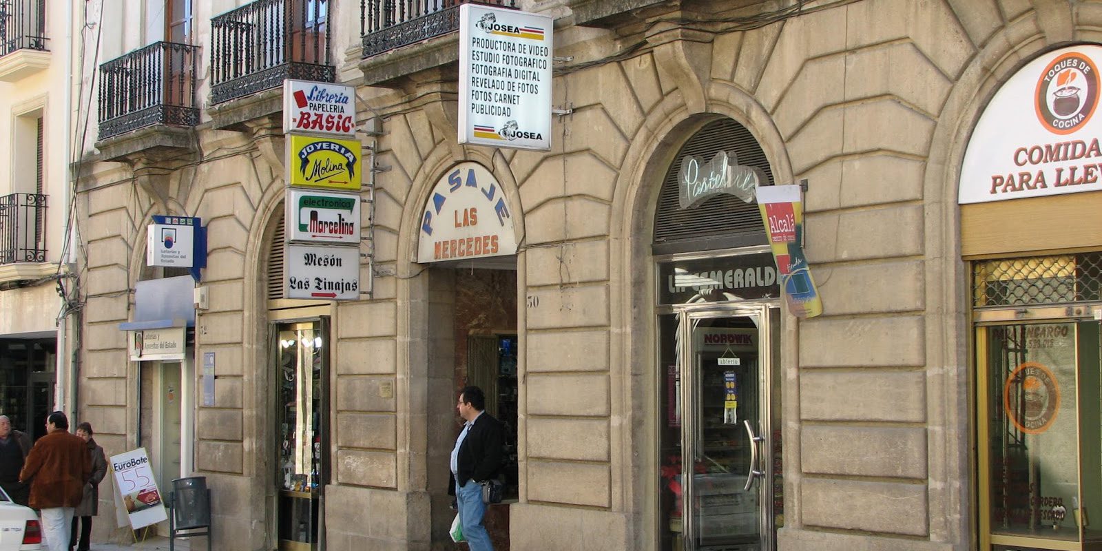 ALC-COMERCIOS-LLANILLO