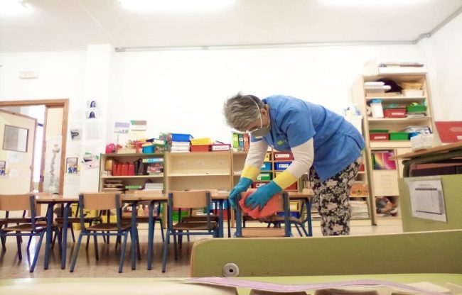 limpieza y desinfeccion colegios clase