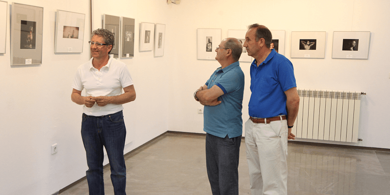 EXPOSICION-UN-ANO-DE-LUZ-2016