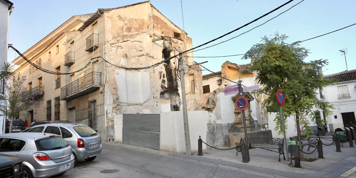 Casa calle Real contigua casa Pineda