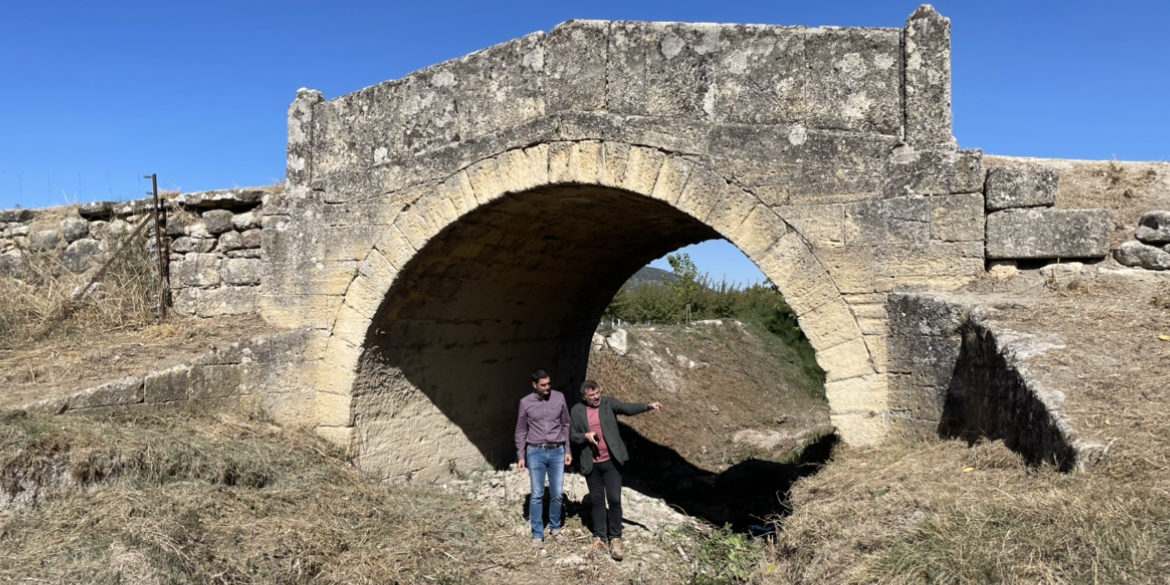 1C5996A1-492C-4884-9581-F1A336ADB4CD