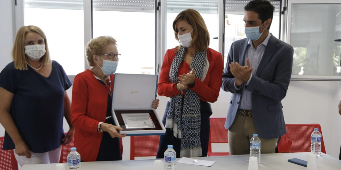 F35246EF-573F-4EE9-8748-D1D924878B85