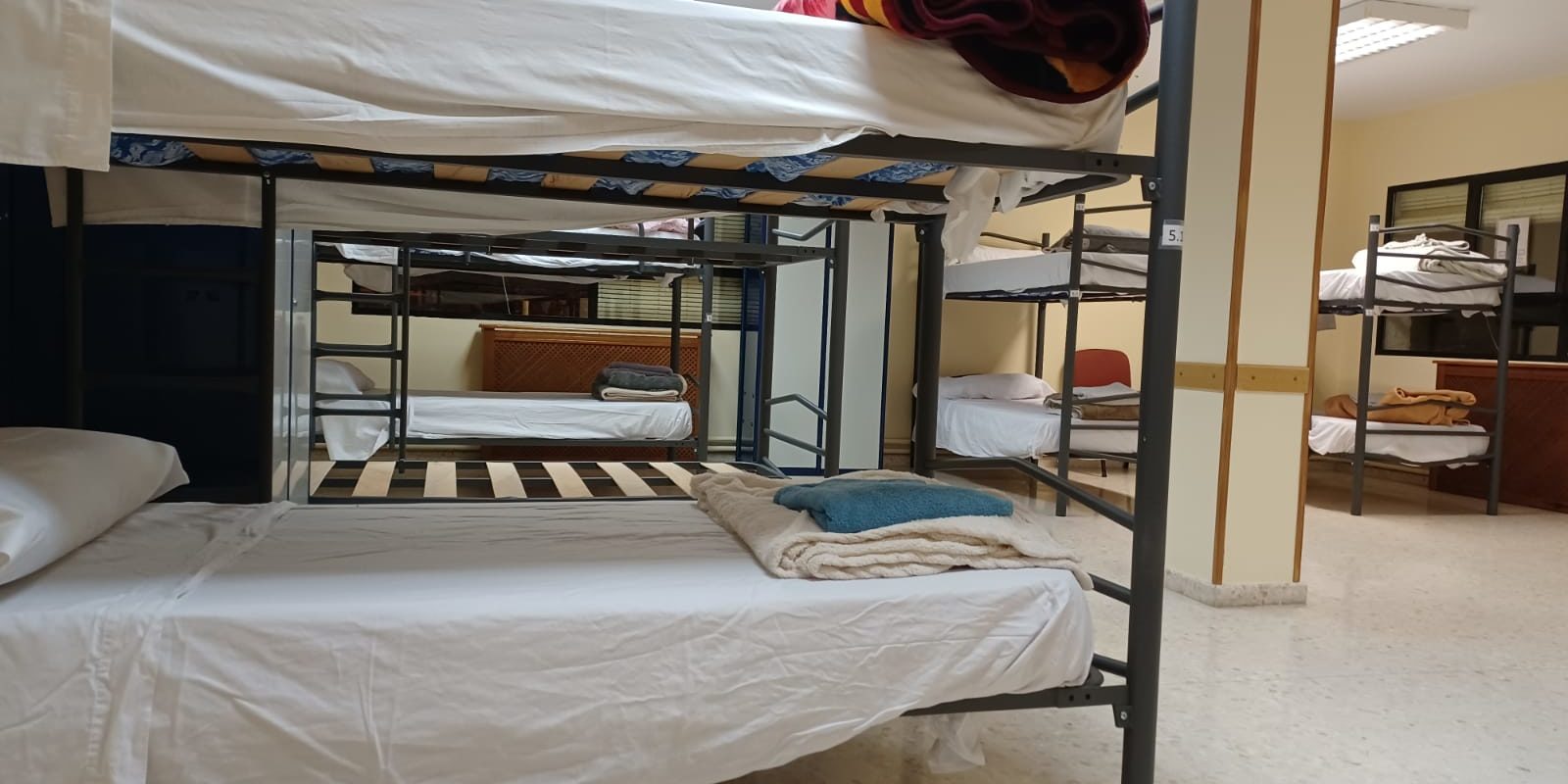 67EA570D-29DD-44E5-9A2E-3C21C37CAB50