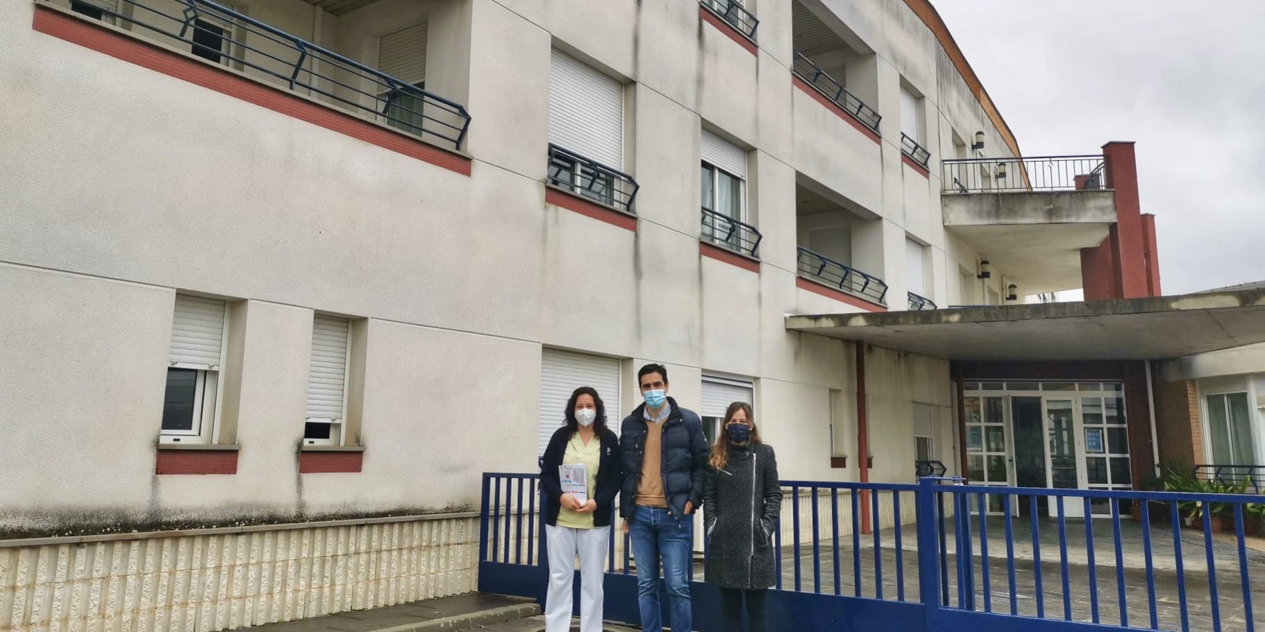 Visita residencia mayores Marino y Merce Linares