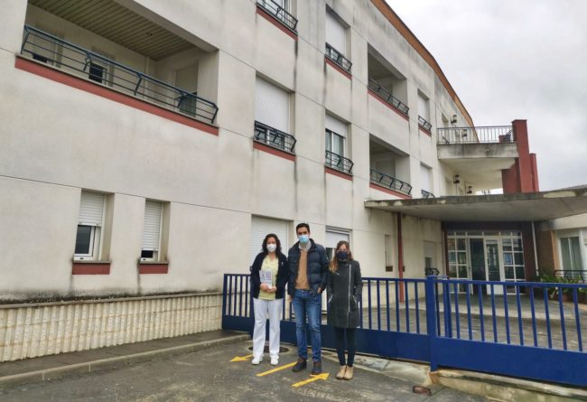 Visita residencia mayores Marino y Merce Linares