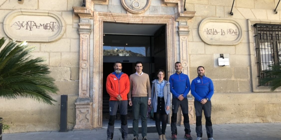 9EFD0BEE-F9A6-40F6-82CB-D6AD1614715A