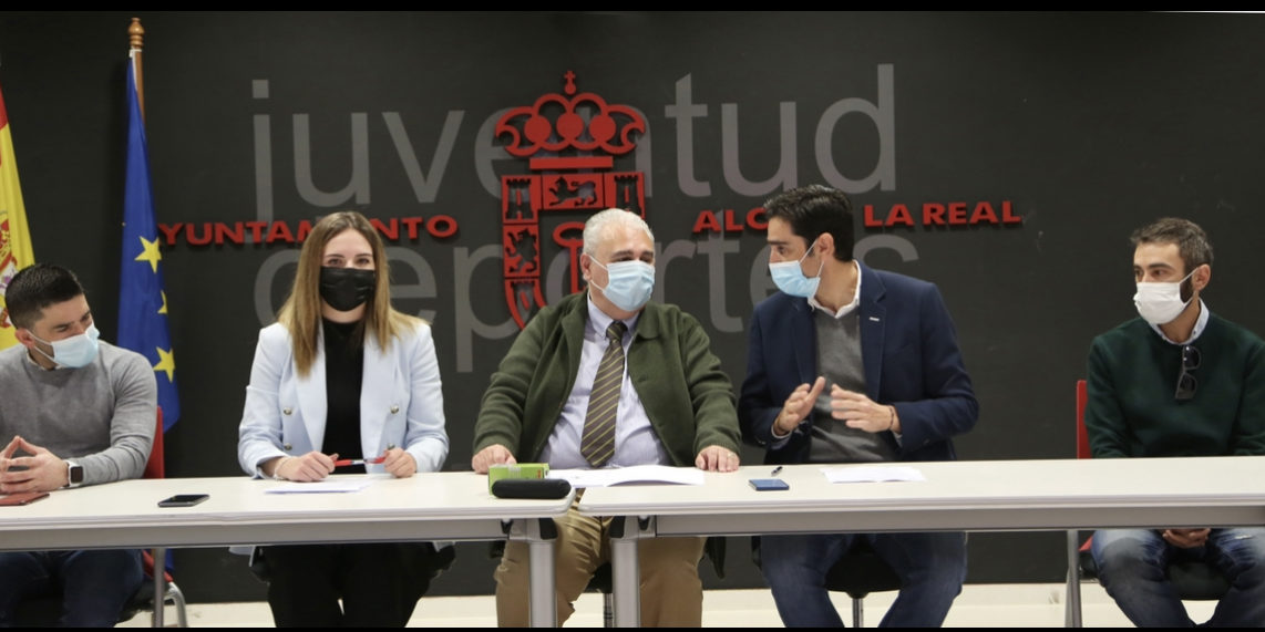 E7AF0FD7-8E37-4483-BC9C-B7A547B9A6EE