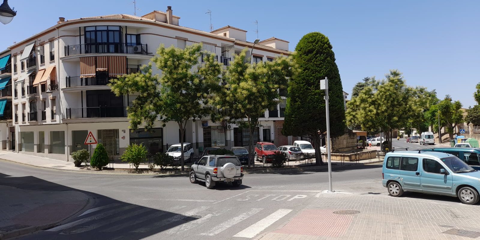 64e59fbd-54d6-4fec-a486-e0ce0a3afd28