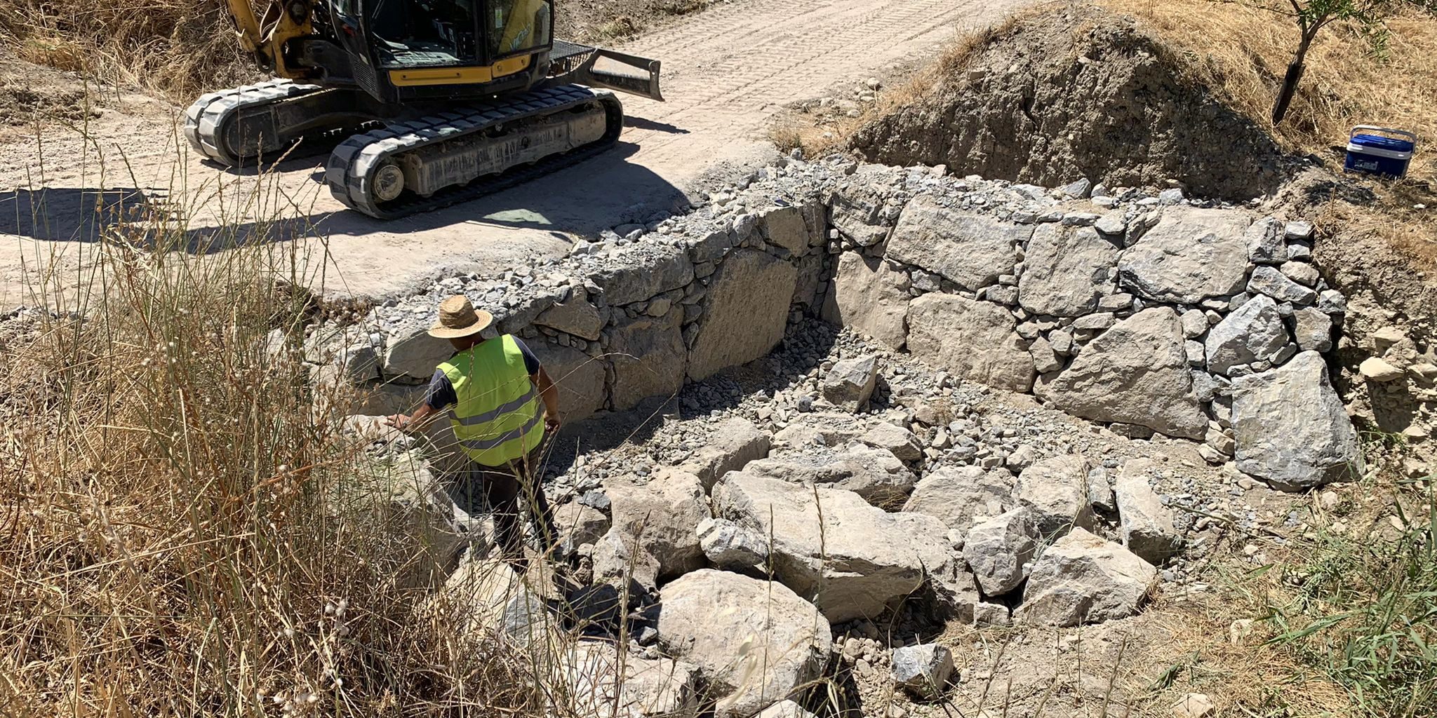 7BC761C6-4130-4C6F-918C-FF7C7EFA12C6