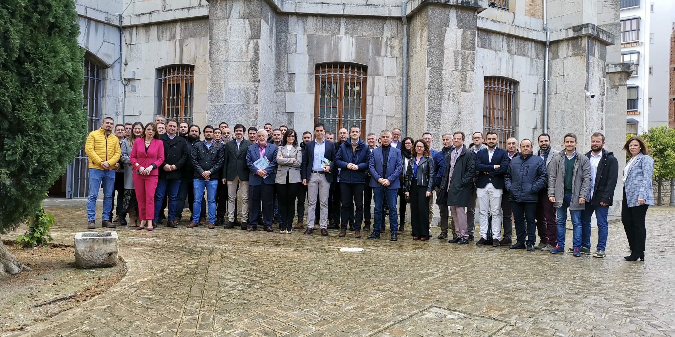 Marino Constitución Cluster del Plástico con grupo
