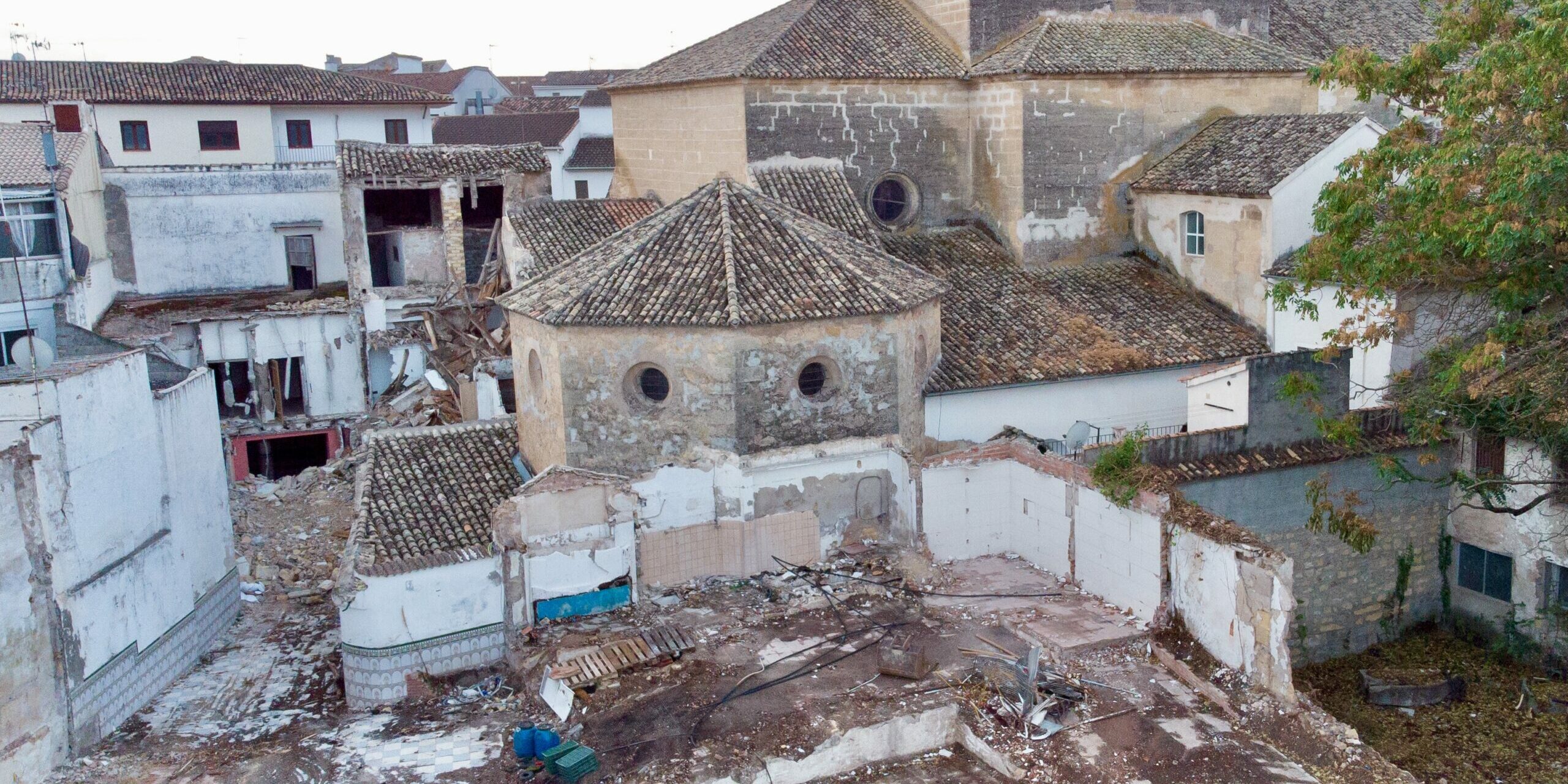 Toril aérea explanada