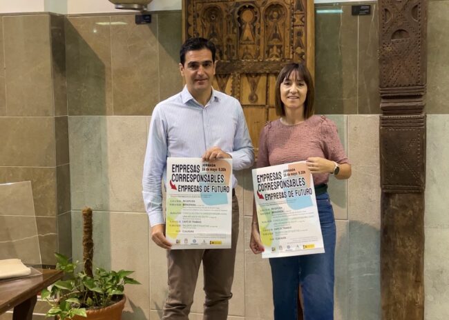 Marino y Dulce con Cartel Empresas Corresponsables
