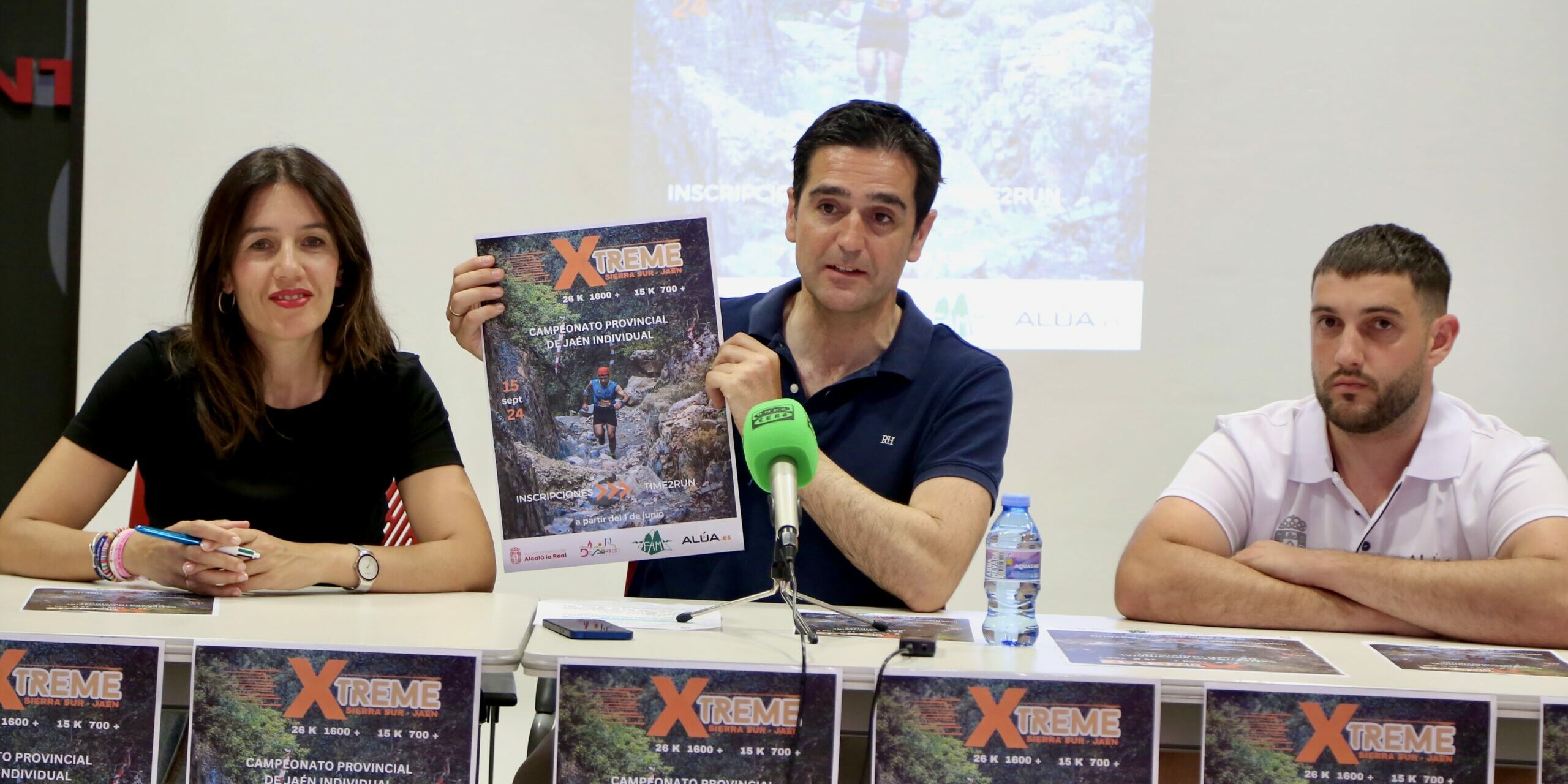 Marino, Belén y Dani con Cartel II X-Treme Sierra Sur