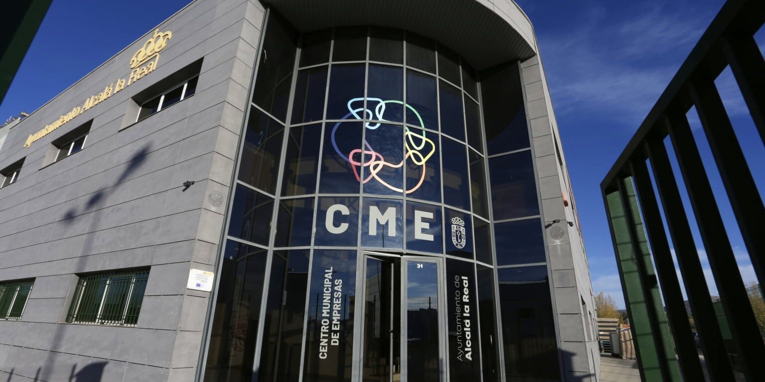 Fachada CME Llano Mazuelos Industria