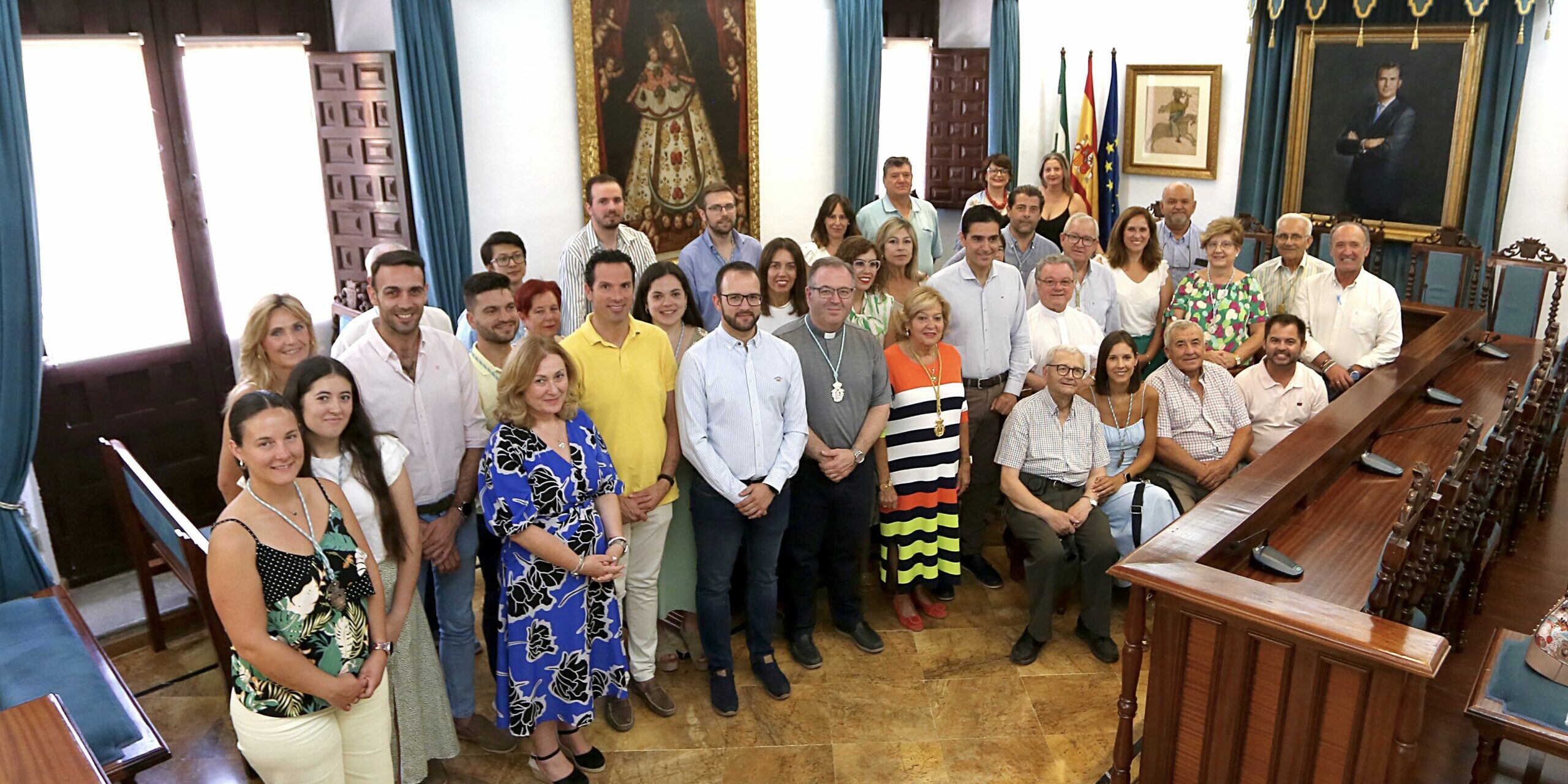 Acto protocolo Patrona foto de grupo