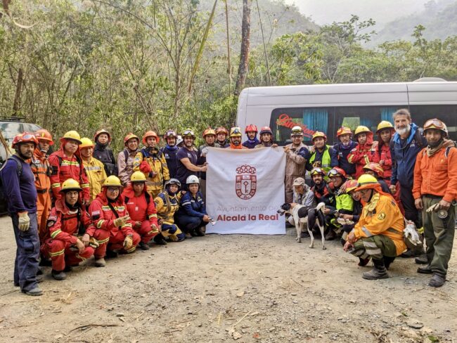 Enrique la Rosa en Bolivia con grupo