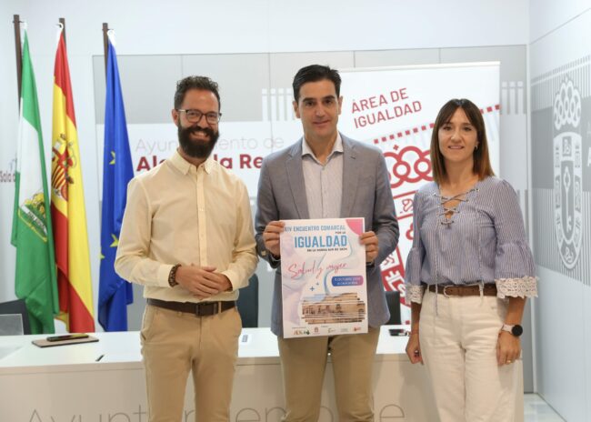 Marino, Dulce e Israel presentando XIV Encuentro Comarcal de Igualdad