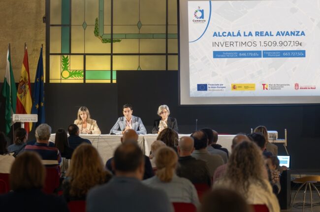 Marino, Lola y Loli con público  Alcalá. Alcalá la Real Avanza