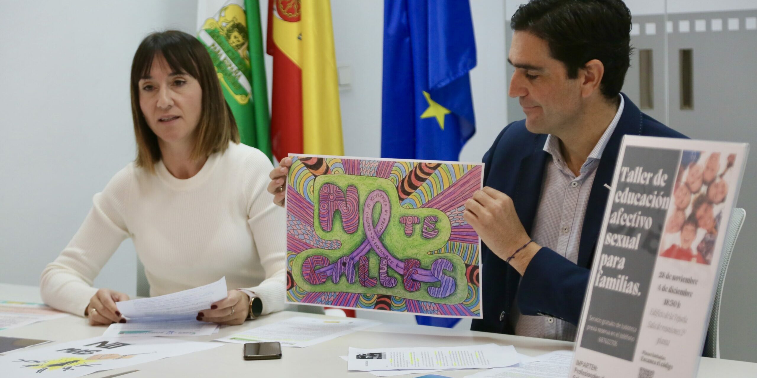 25N imagen eslogan No te rindas, Marino y Dulce