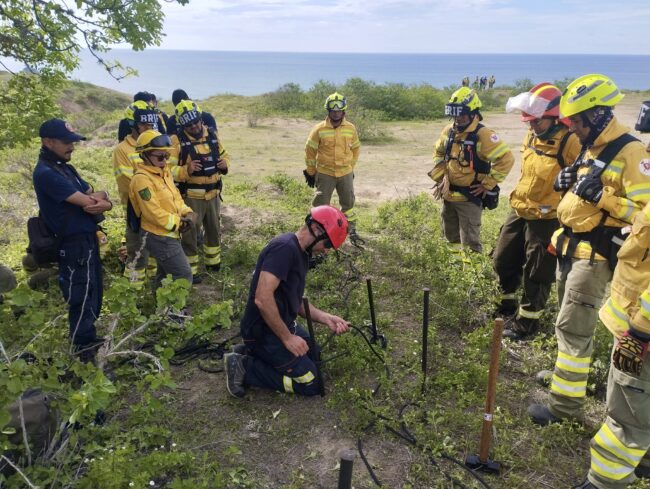 Bombero Enrique La Rosa en Ecuador
