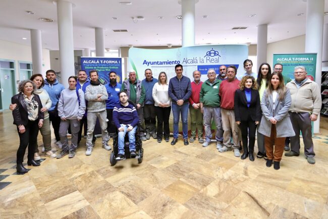 Recepción personal Andalucía Activa foto de grupo