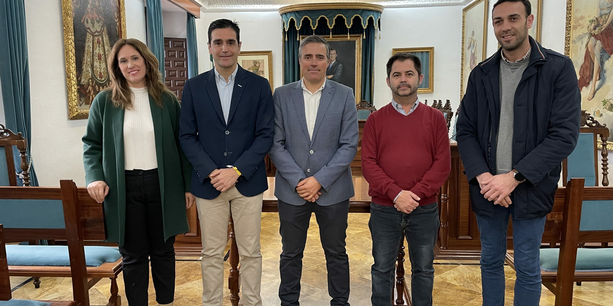 Recepción Cristóbal Cano A reunido con Marino y grupo