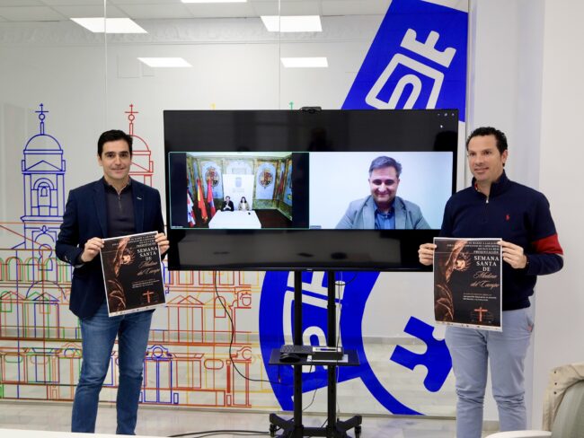 Marino y Jose Moyano con cartel Semana Santa Medina del Campo
