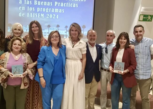 Merce Linares premio FAISEM con Baldomero