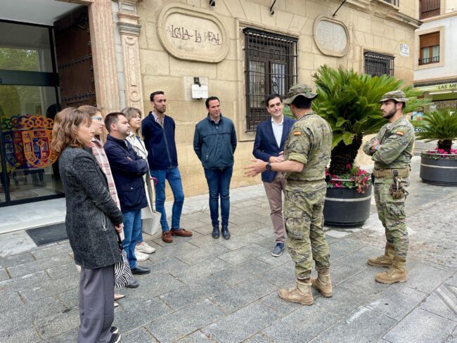 Ejército en Ayuntamiento