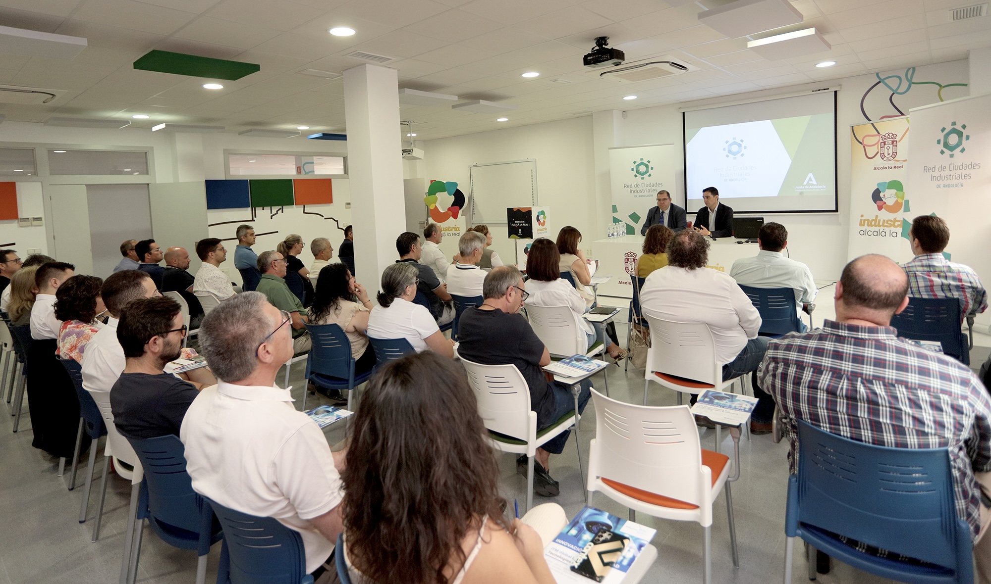El Centro Municipal de Empresas acoge una jornada sobre incentivos TRADE destinados a industria