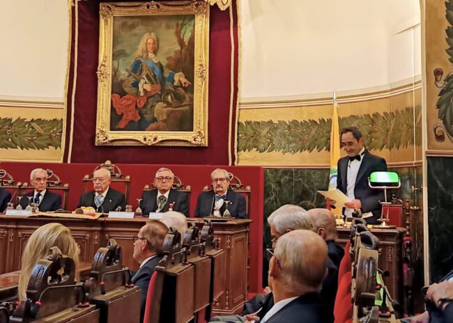 Benedicto Crespo discurso investidura académico de la RANME