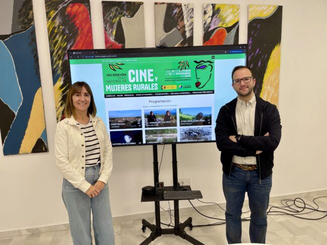 Juanma y Dulce VIII Ciclo Cine y Mujeres Rurales de pie