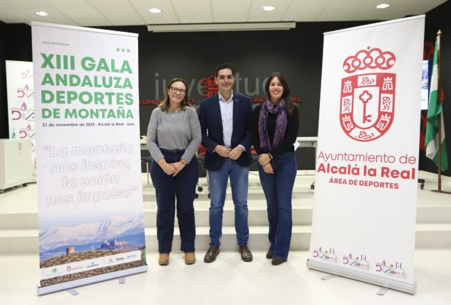 Marino, Belén y Mª Luz Arráez Gala FAM de pie