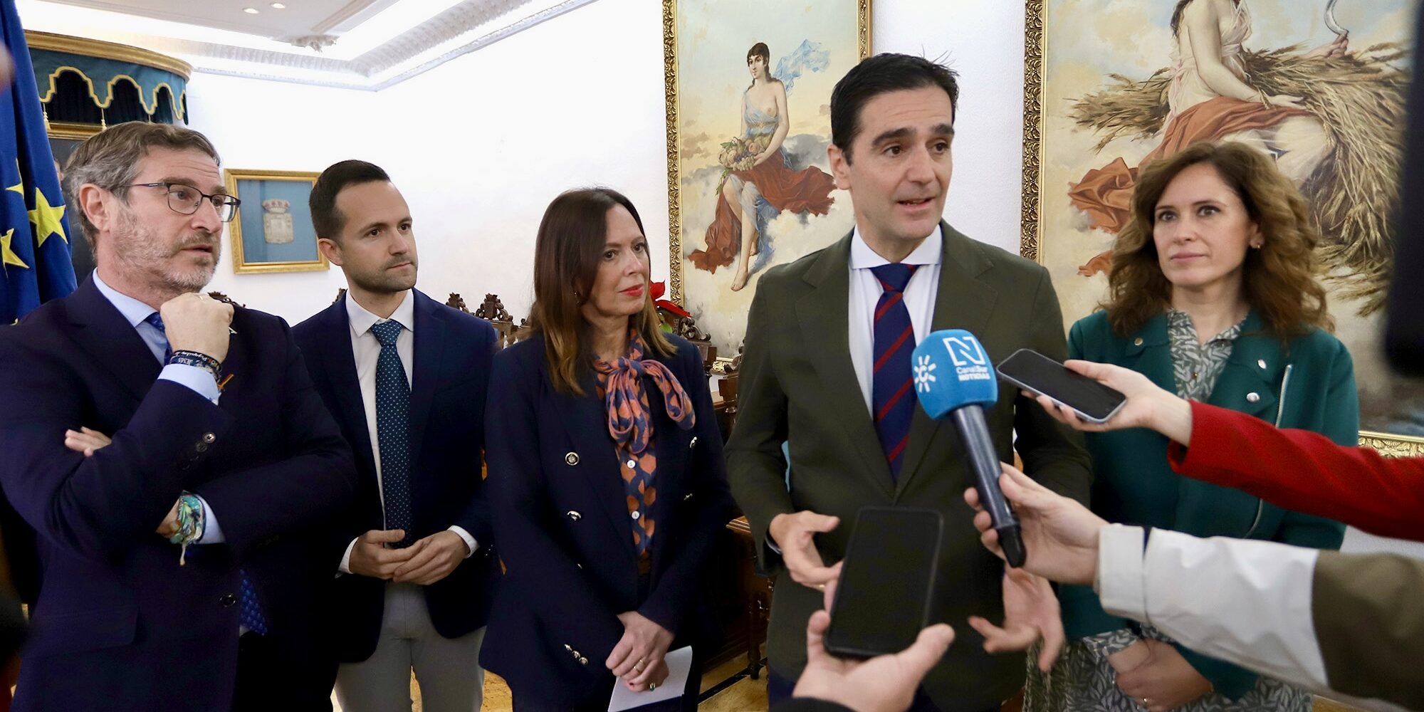 Marino con consejera Fomento