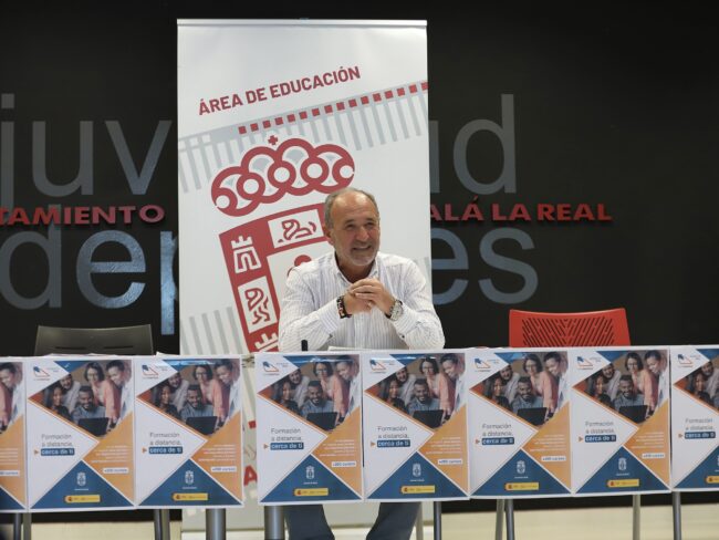 Baldomero Andréu Aula Mentor mesa