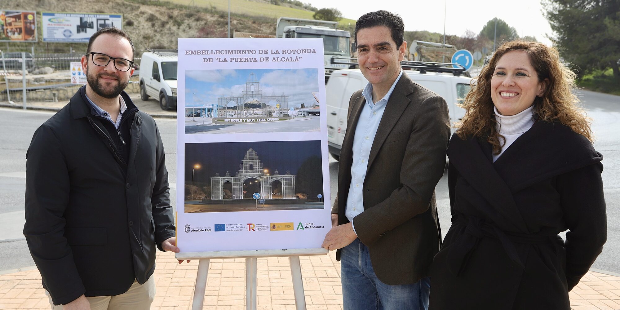 Presentación rotonda Puerta de los Arcos, Juanma, Marino y Merce Flores